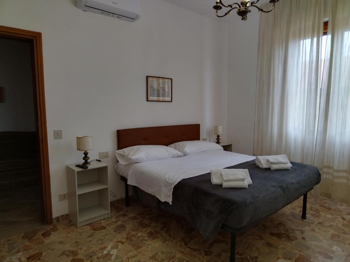 Olimpia Rooms Pisa Esterno foto
