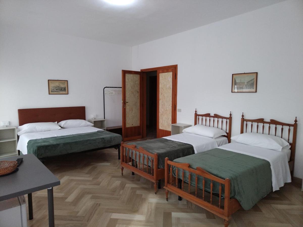 Olimpia Rooms Pisa Esterno foto
