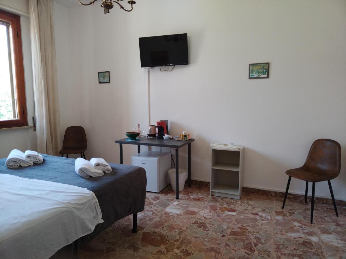 Olimpia Rooms Pisa Esterno foto